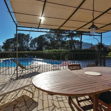 In Sur Argens Διαμέρισμα Roquebrune-sur Argens